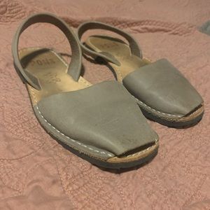 PONS Sandals